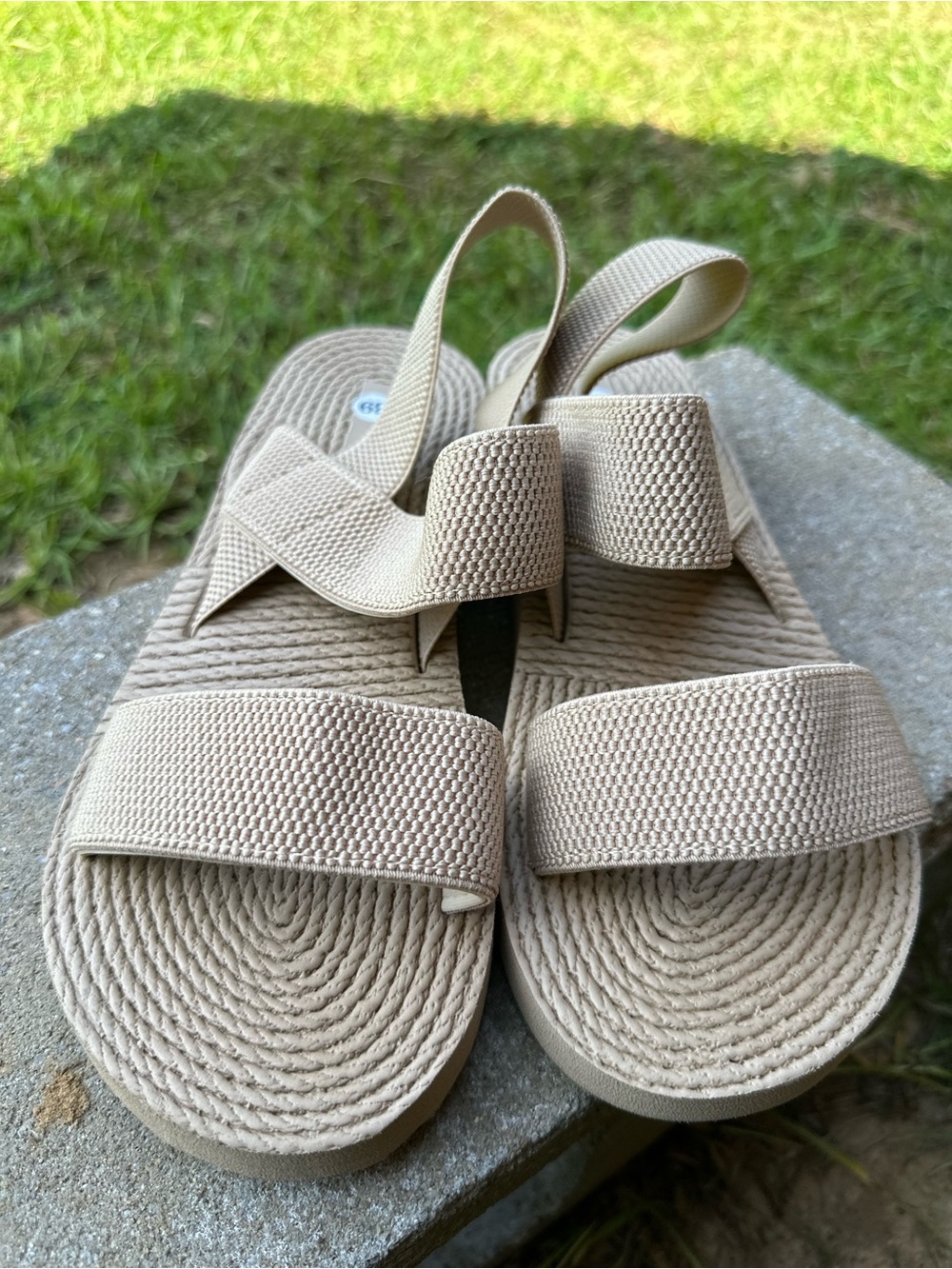 SHEIN Beige Textured Strap Sandals